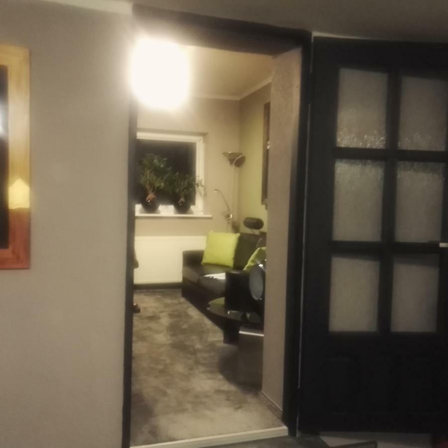 Appartement Kwatera Lesna à Poznań Extérieur photo