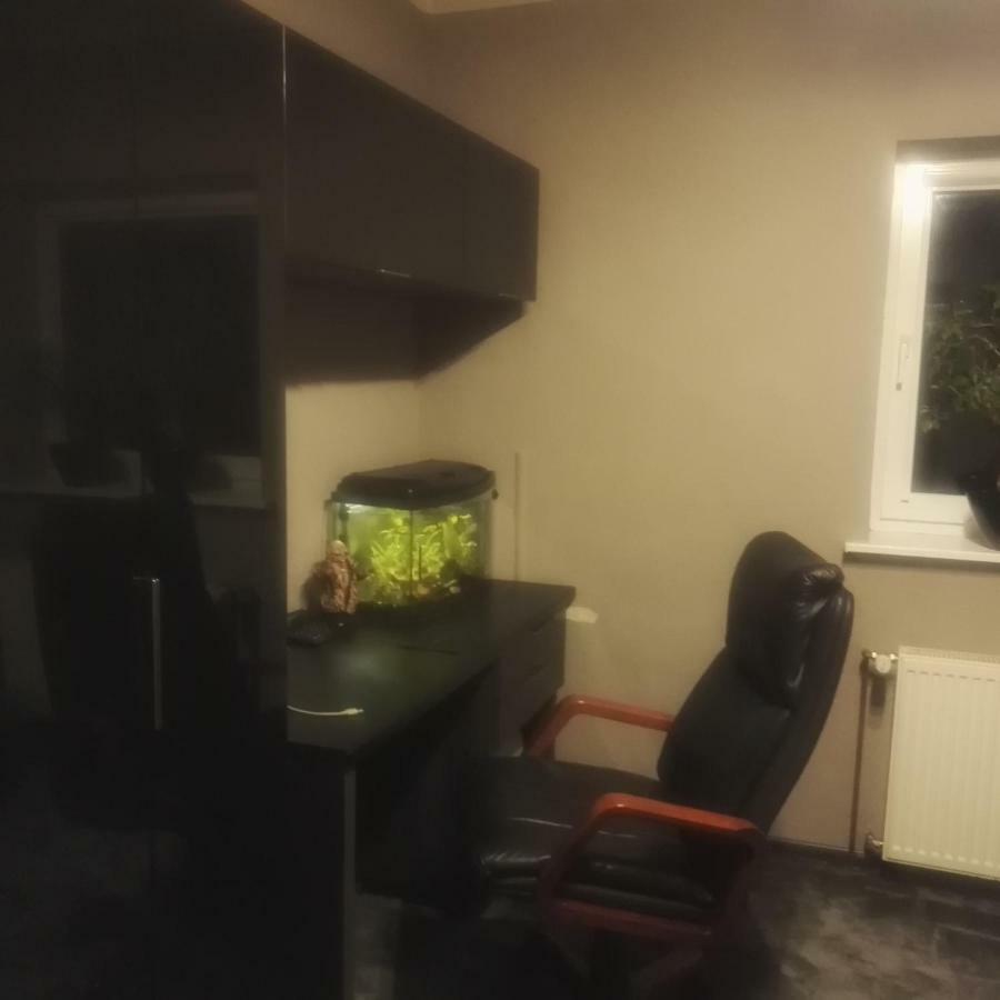 Appartement Kwatera Lesna à Poznań Extérieur photo